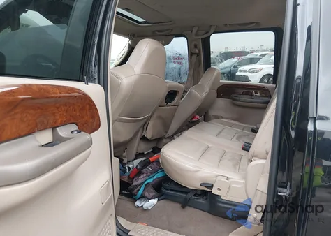 2004 Ford F-350 Lariat/Xl/Xlt из США, поврежденный, VIN 1FTSW31PX4EC72617